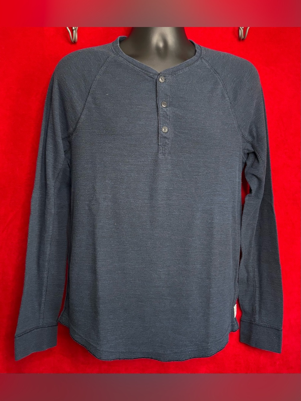 American Eagle Waffle Knit Henley Shirt Blue Long Sleeve Patch Detail Medium